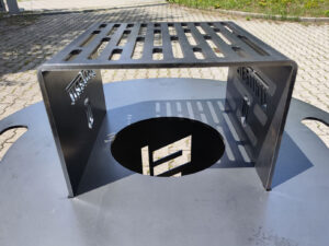 Grillrostaufsatz für Deckelplatte aus Stahl