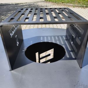 Grillrostaufsatz für Deckelplatte aus Stahl