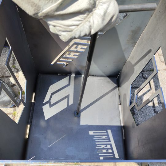 Feuertonne-Camping-Ansicht-innen Feuertonne-Camping-Ansicht-innen